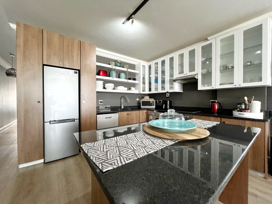 3 Bedroom Property for Sale in Diaz Beach Western Cape